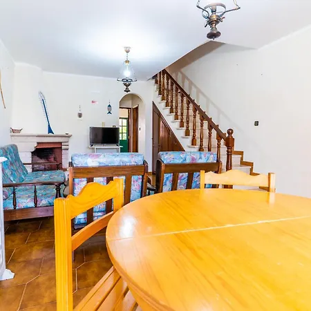 Nyaraló House At Peniche - Consolacao *