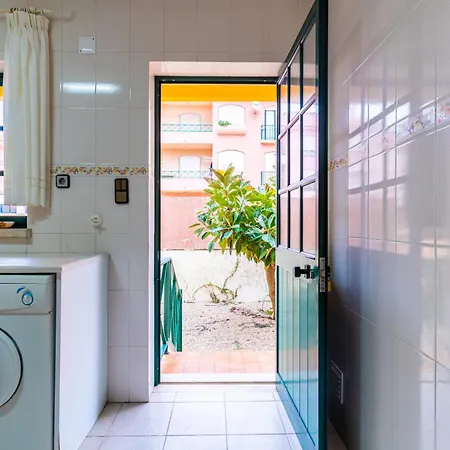 Nyaraló House At Peniche - Consolacao *